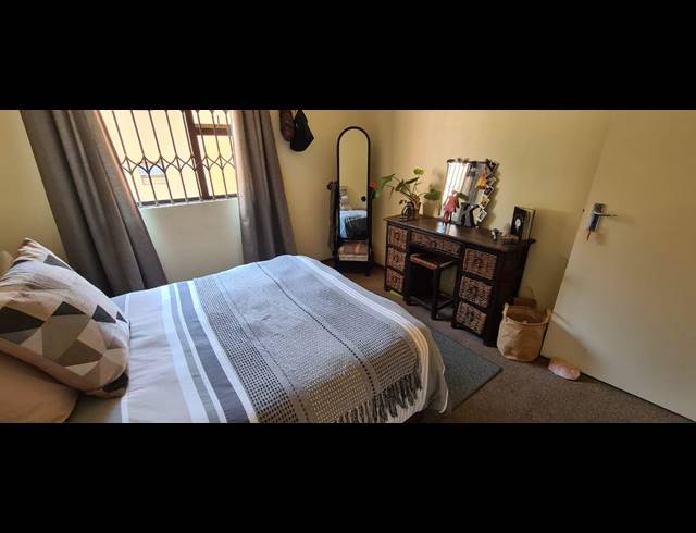 2 BEDROOM APARTMENT RENTED IN NORTH RIDING